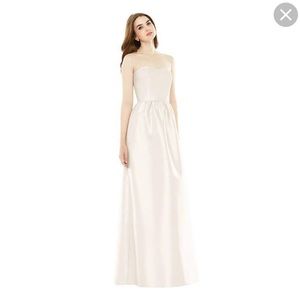 Alfred Sung Size 8 Sateen strapless dress